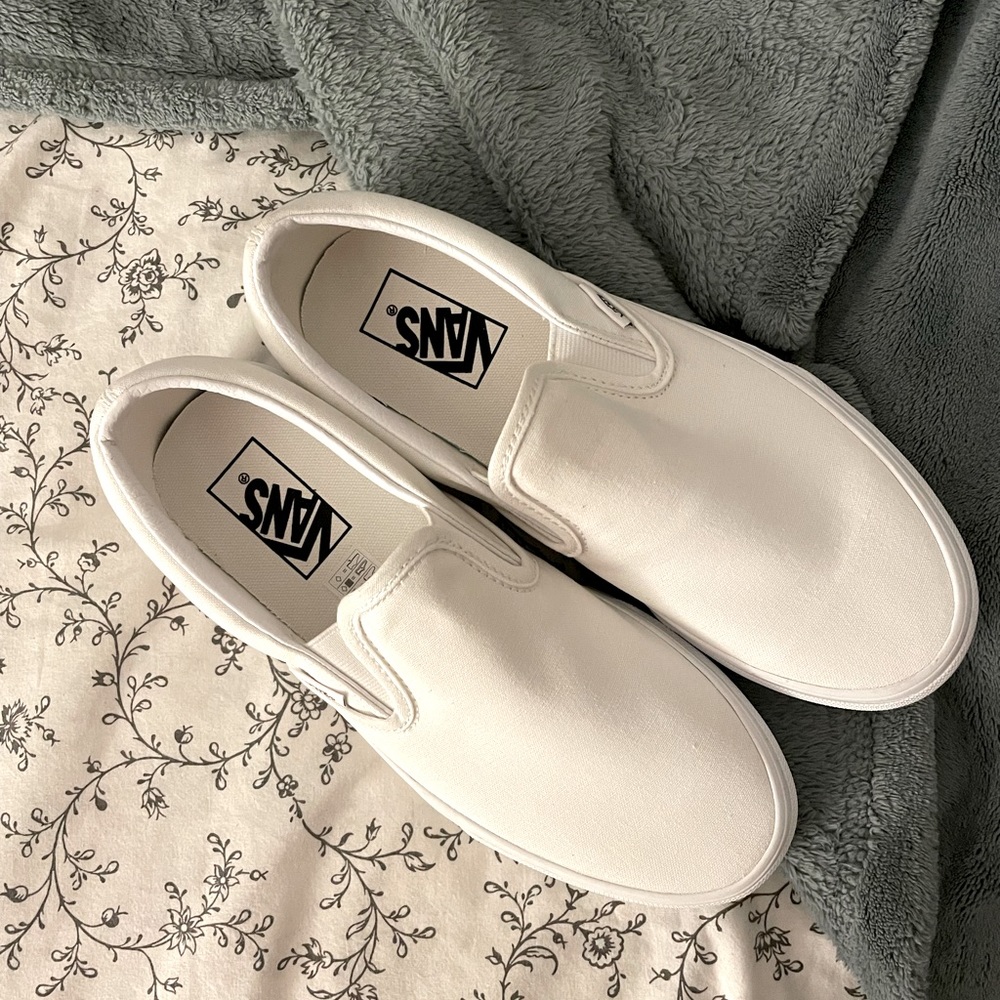 new white slip on vans sneakers